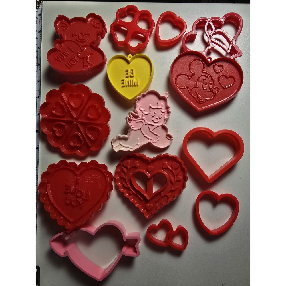 Vintage‎ Valentine's Day Cookie Cutters Mickey Koala Cupid Hearts Set of 14